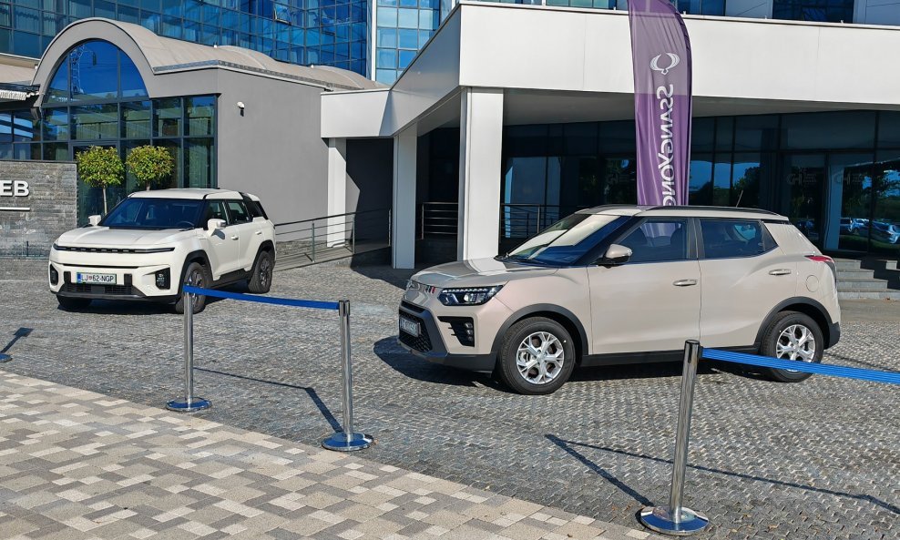 KGM SsangYong Tivoli i Torres EVX (lijevo) - hrvatska premijera