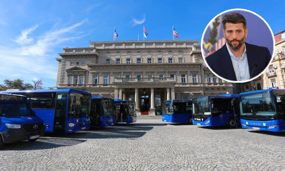 Aleksandar Šapić (u krugu), autobusi ispred beogradske gradske kuće