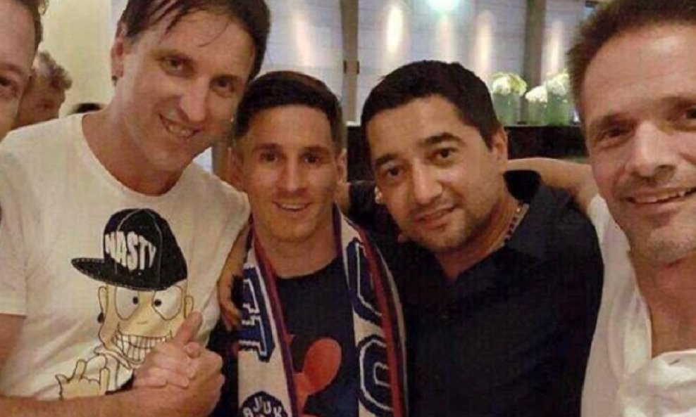 Messi i šal