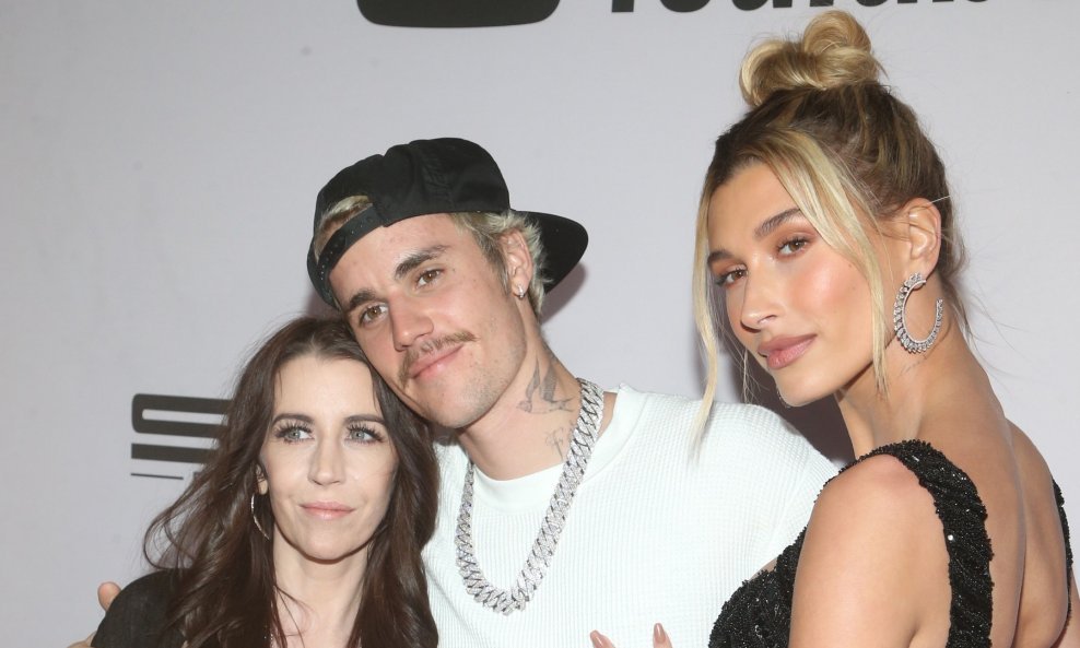 Pattie Mallette, Justin Bieber, Hailey Bieber