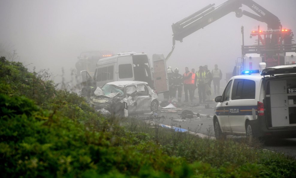 Prometna nesreća na autocesti između čvorova Ravna Gora i Vrbovsko