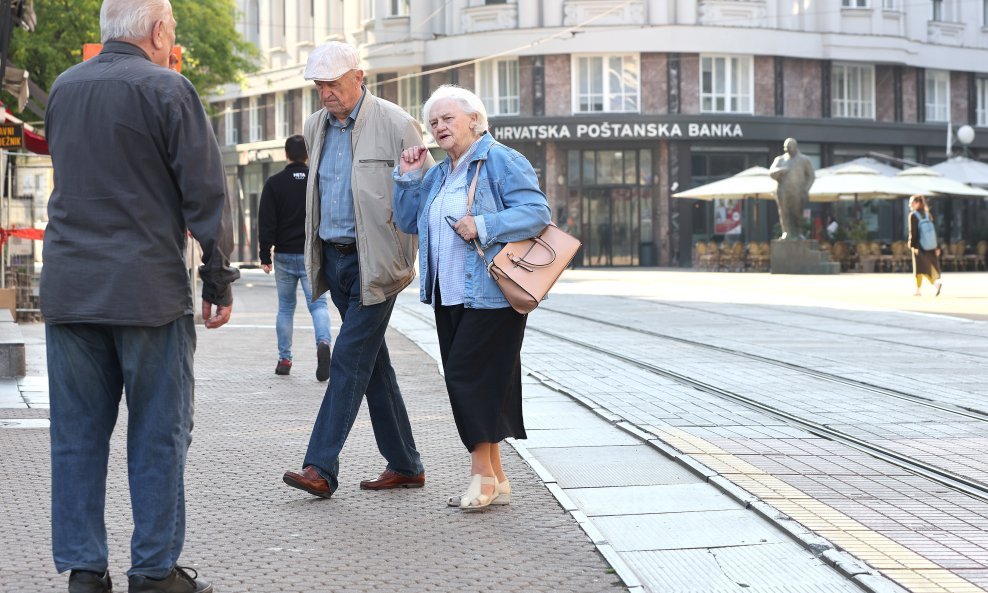 Podaci o mirovinama sugeriraju njihov zaostatak za plaćama.