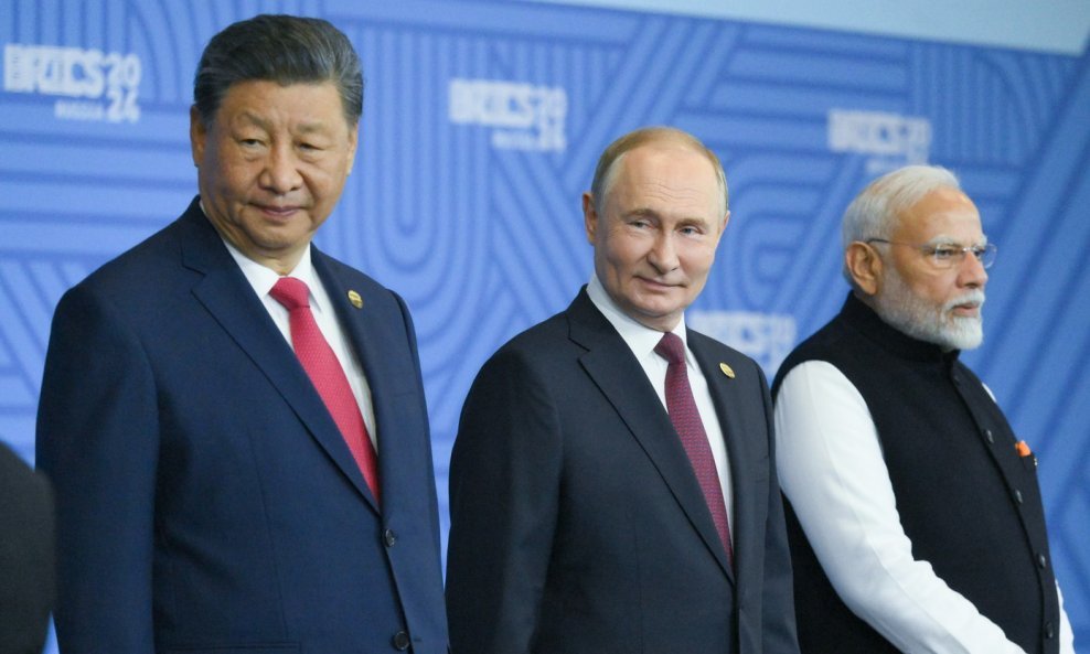 Xi Jinping, Vladimir Putin i Narendra Modi