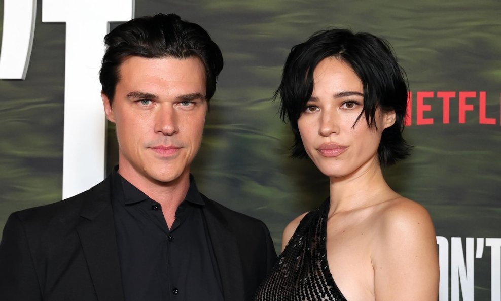 Finn Wittrock i Kelsey Asbille u 'Don't Move'