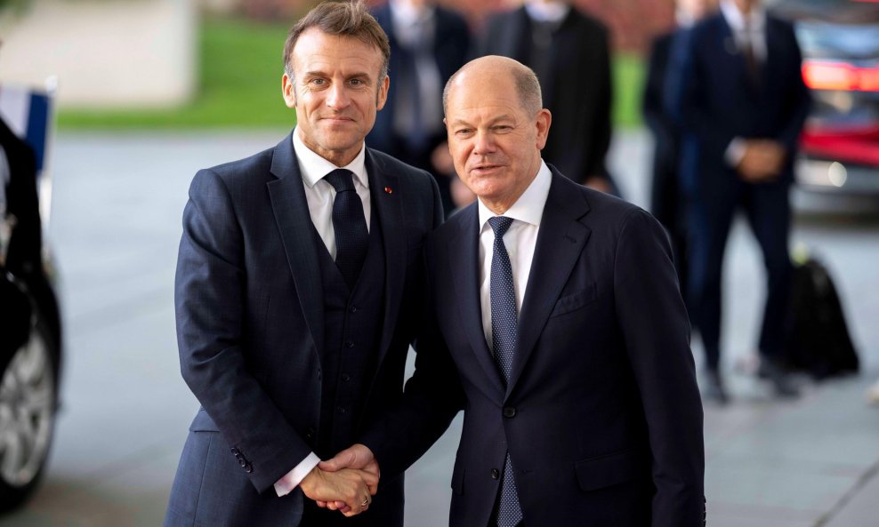 Emmanuel Macron i Olaf Scholz