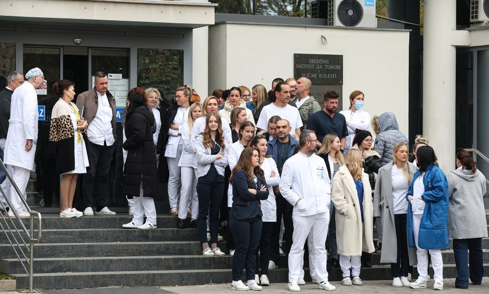 Štrajk medicinskog osoblja u Klinici za tumore u Zagrebu