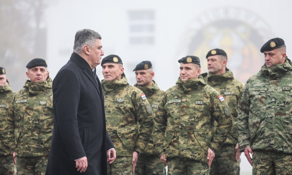 Zoran Milanović na ispraćaju vojnika u misiju na Kosovo