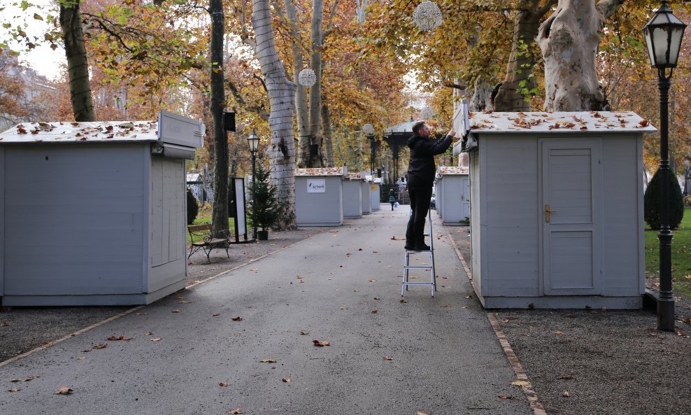 Pripreme za Advent u Zagrebu