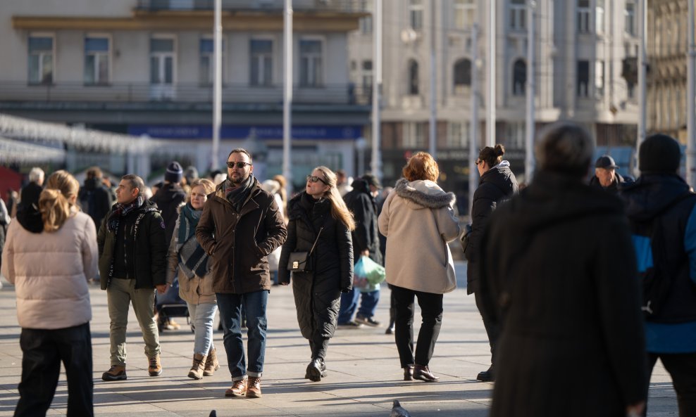 Građani će dobiti između 30 i 60 eura