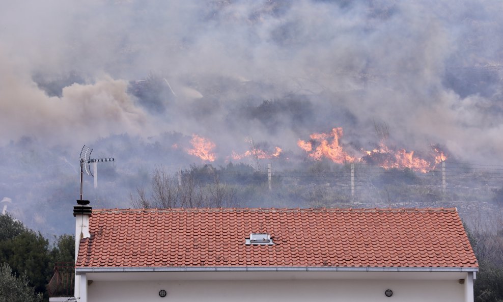 Požar u Žrnovnici