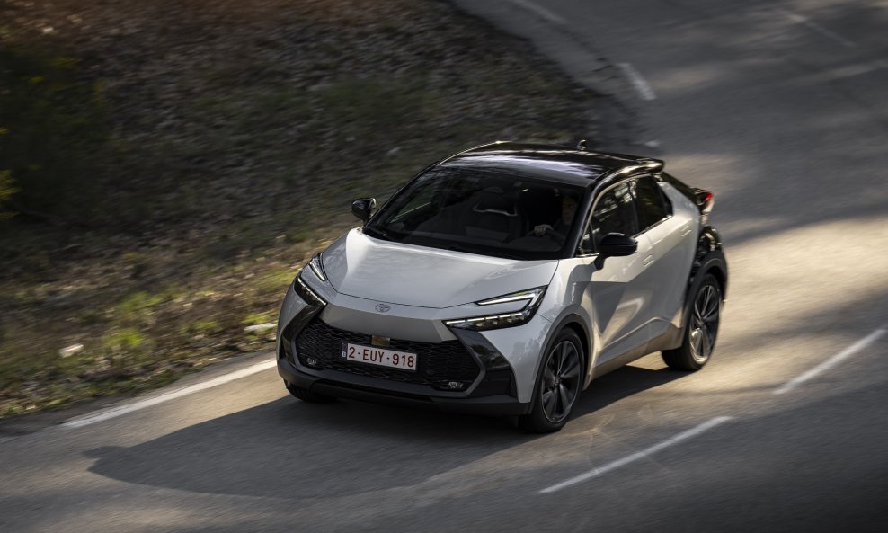 Toyota C-HR PHEV