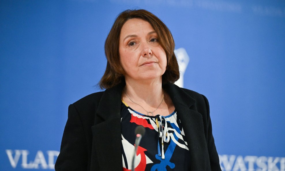 Irena Hrstić, ministrica zdravstva