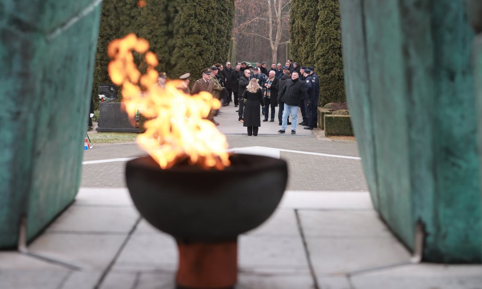 Obilježavanje 33. obljetnice međunarodnog priznanja RH i 27. obljetnicu dovršetka procesa mirne reintegracije hrvatskog Podunavlja