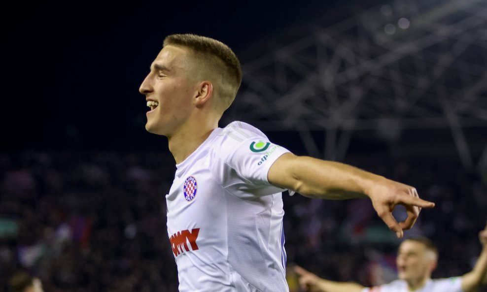 Stipe Biuk slavi naknadno poništeni gol