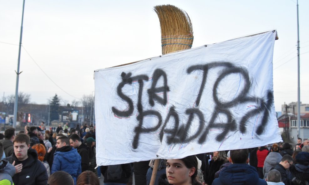 Studentski prosvjedi u Nišu, Srbija