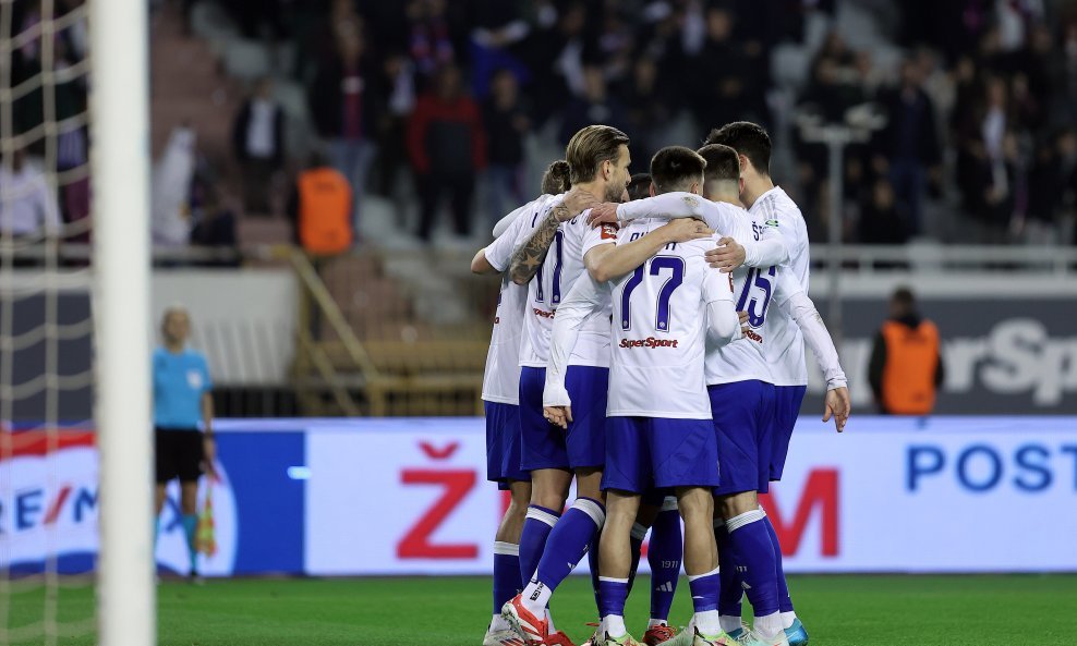 Hajduk - Varaždin