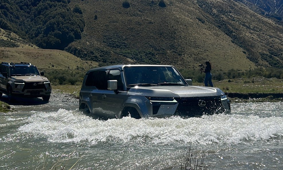 Lexus GX nqa Novom Zelandu