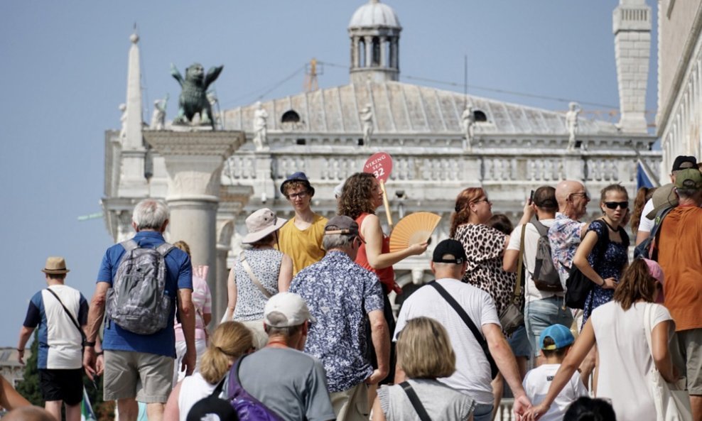 Turisti u Veneciji