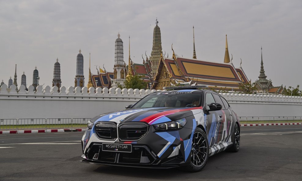 BMW M5 Touring MotoGP™ Safety Car 2025