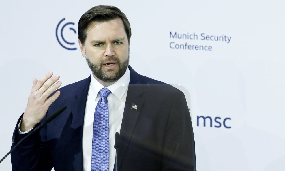 J. D. Vance na sigurnosnoj konferenciji u Münchenu