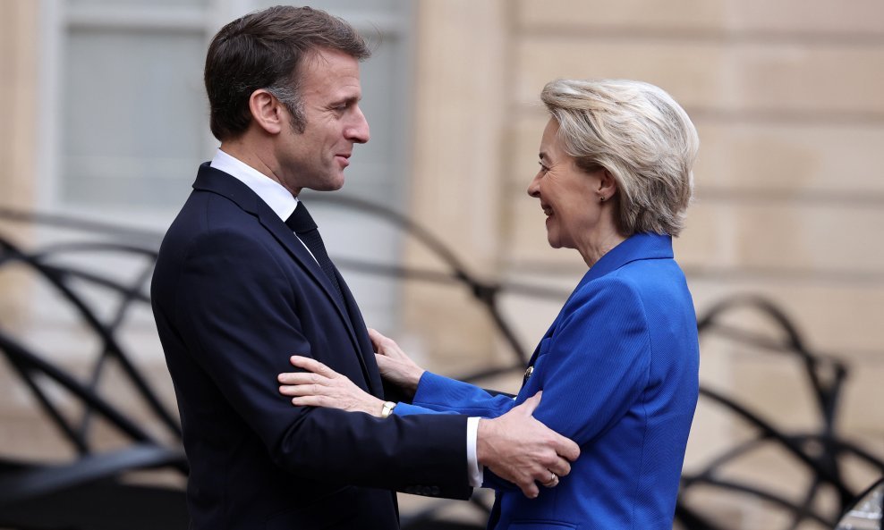 Emmanuel Macron i Ursula von der Leyen