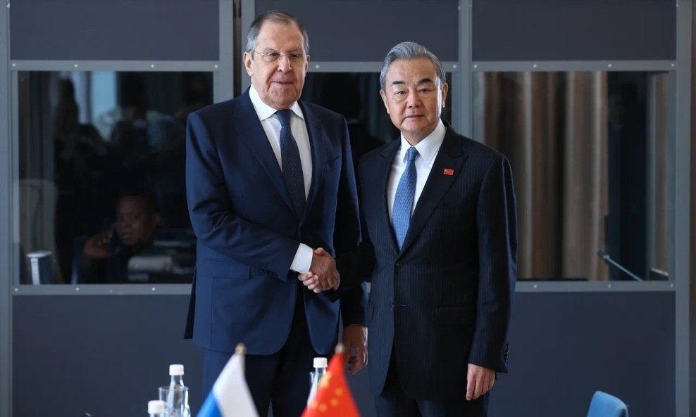 Sergej Lavrov i Wang Yi