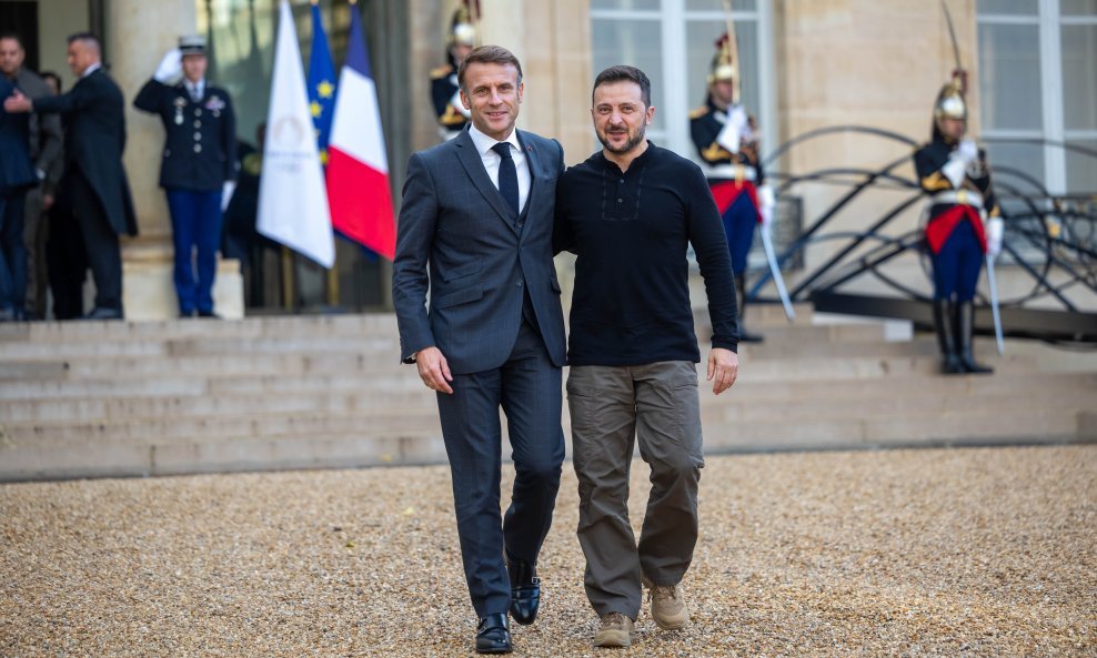 Emmanuel Macron i Volodimir Zelenski