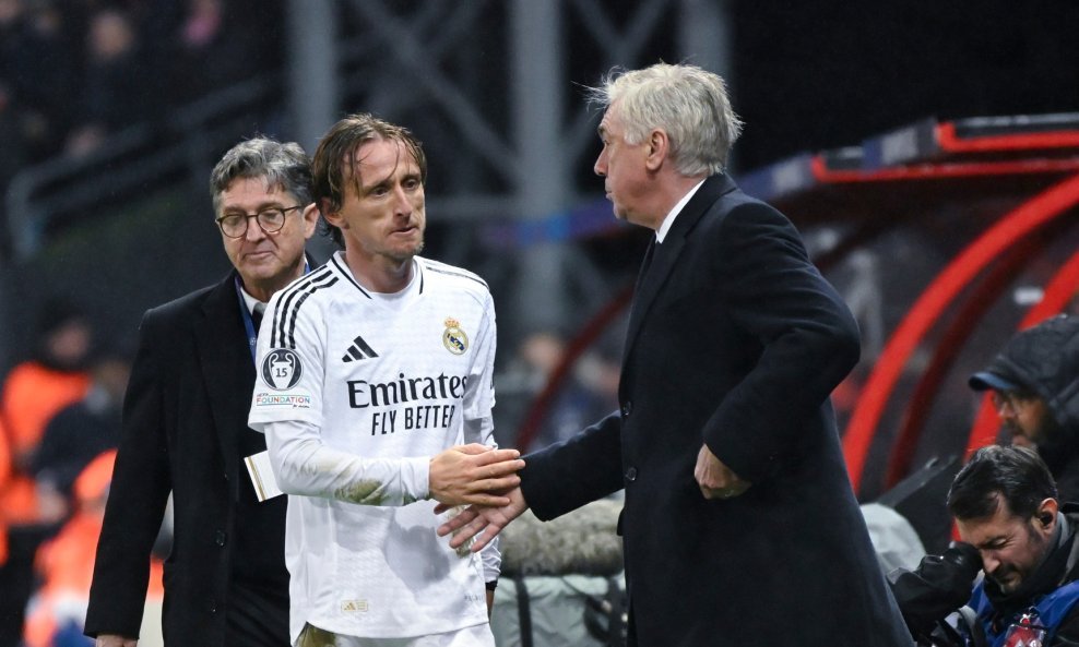 Luka Modrić i Carlo Ancelotti Real Madrid