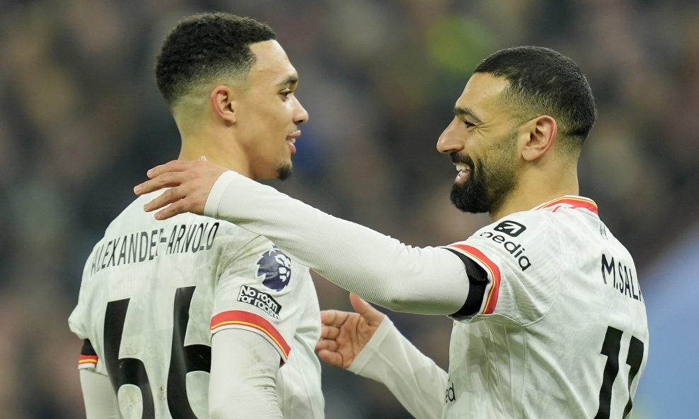 Trent Alexander-Arnold i Mohamed Salah