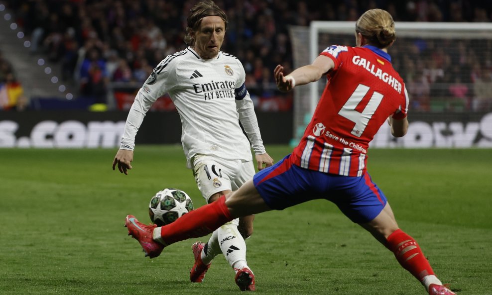 Luka Modrić vs. Conor Gallagher