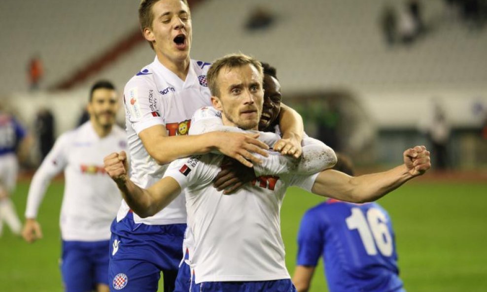 Hajduk slavi gol Vršajevića