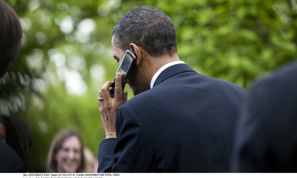 Barack Obama pametni telefon mobitel