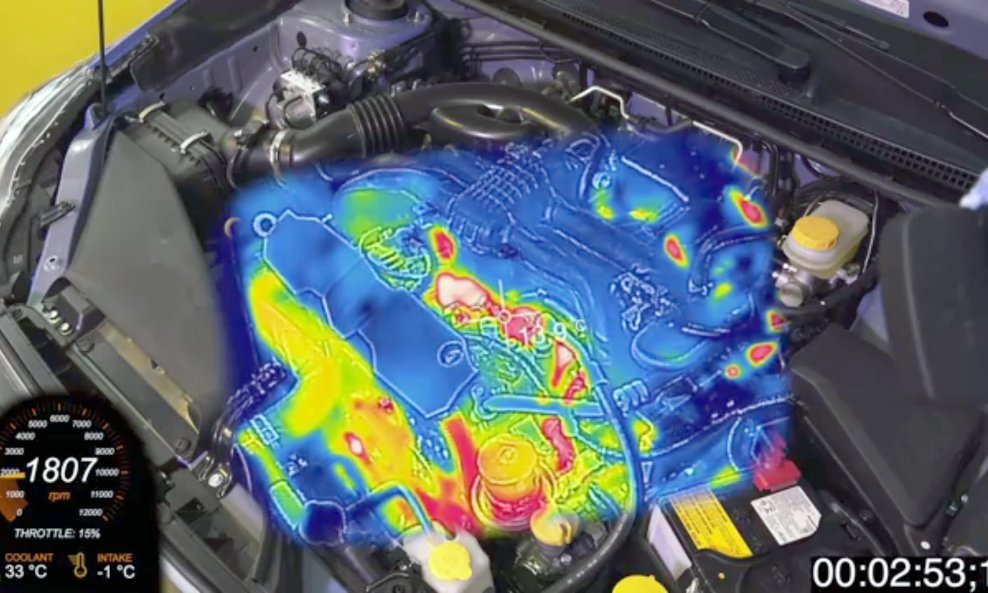 Zagrijavanje motora snimljeno termalnom kamerom