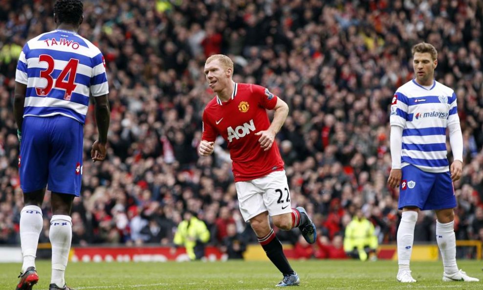 Paul Scholes zabio je za 2-0 protiv QPR-a