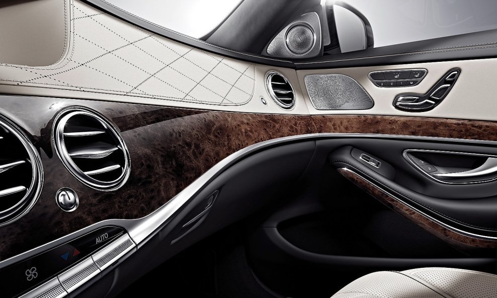 2014-Mercedes-S-Class-8[2]