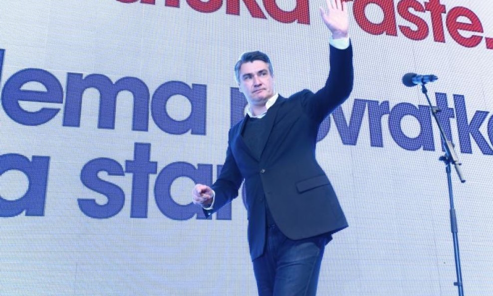 Zoran Milanović maše