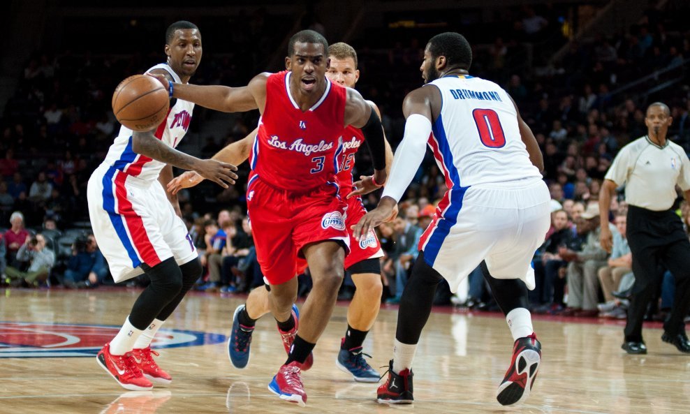 Chris Paul - vs Detroit Pistons