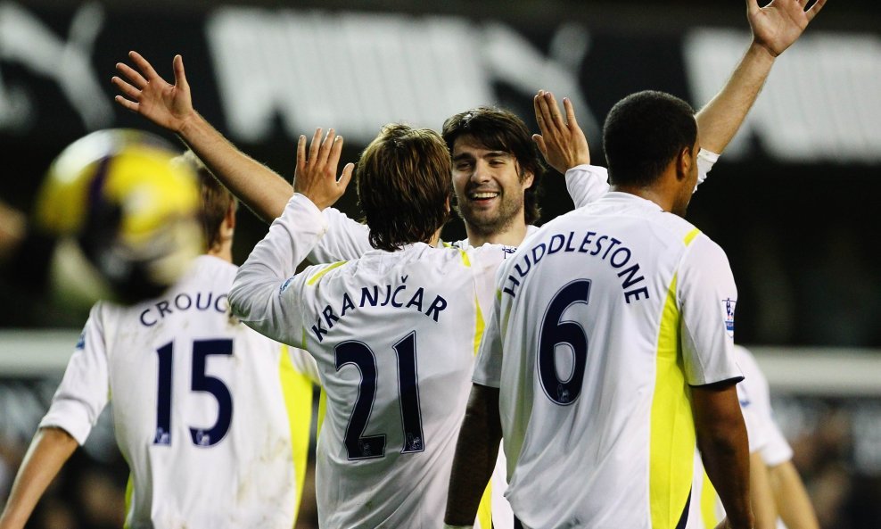 Slavlje Tottenham Niko Kranjčar, Vedran Ćorluka