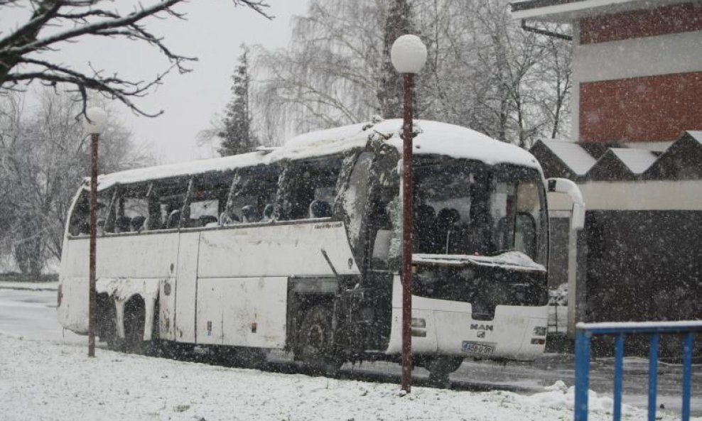 prevrnuti autobus kutina studenti bih