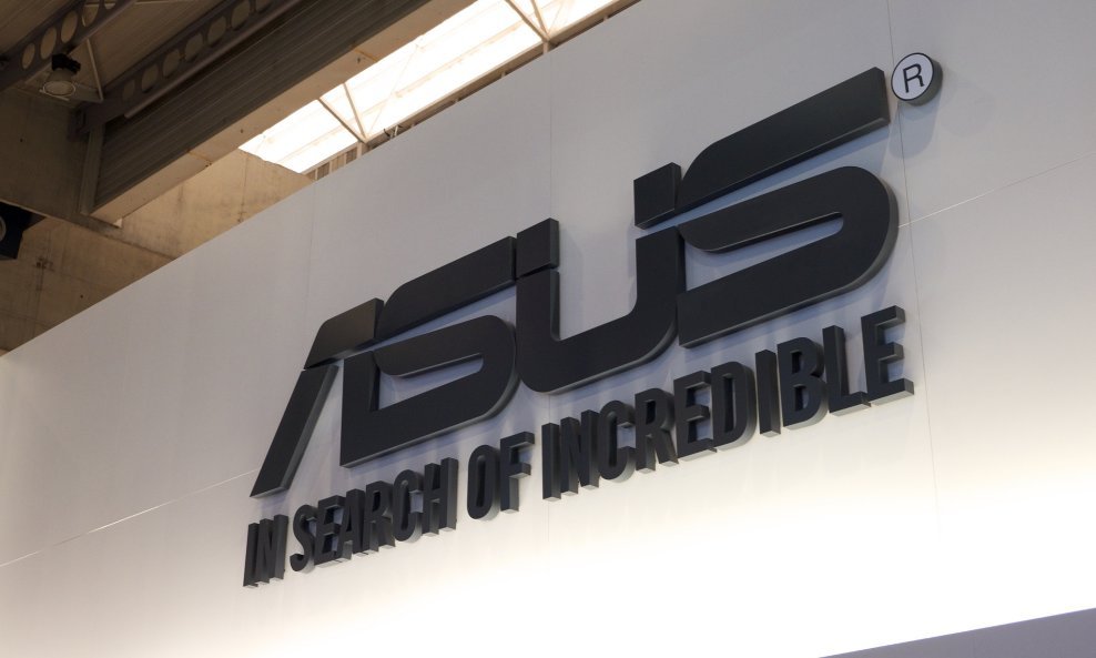 ASUS