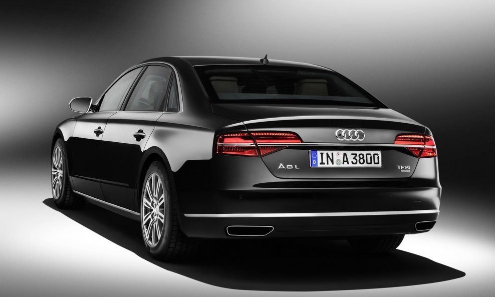 Audi-A8L-Security-2[4]