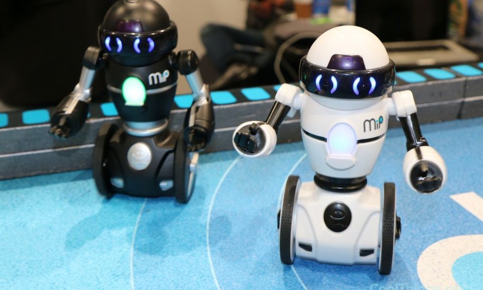 WowWee MiP robot