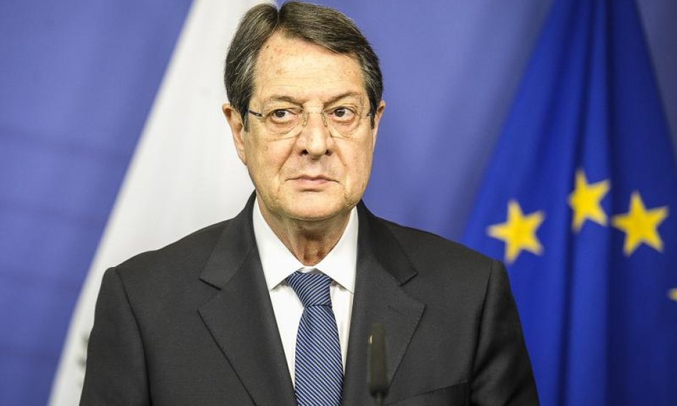 NICOS ANASTASIADES