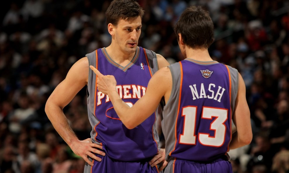 Steve Nash; Gordan Giriček