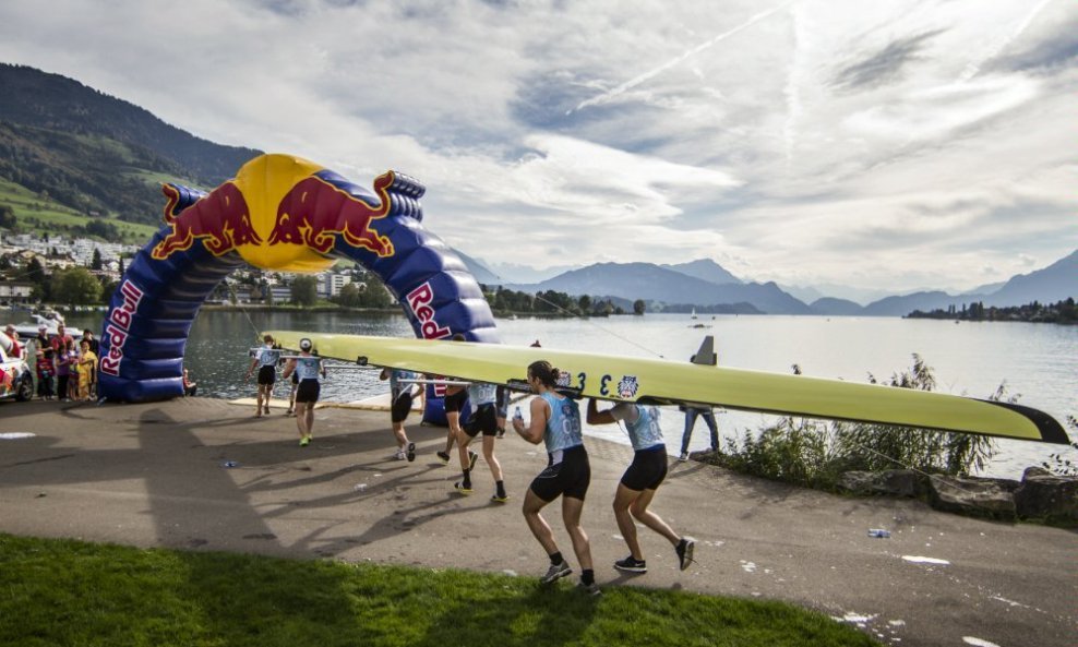 Red Bull XRow - veslanje