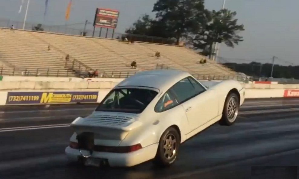 911 wheelie