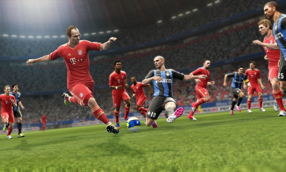 PES-2013-Infos-zu-erstem-Update-und-DLC-Inhalten