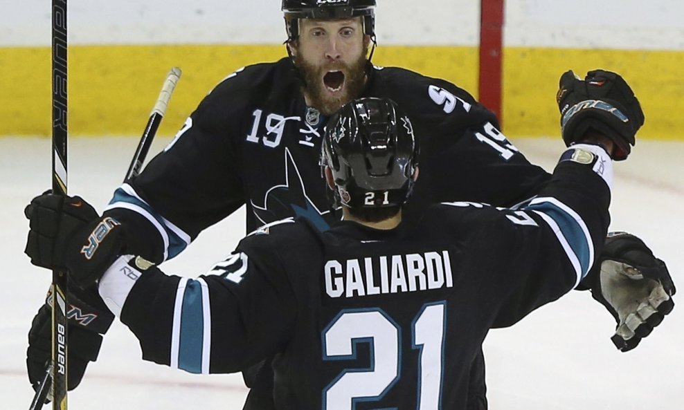 T.J. Galiardi i Joe Thornton