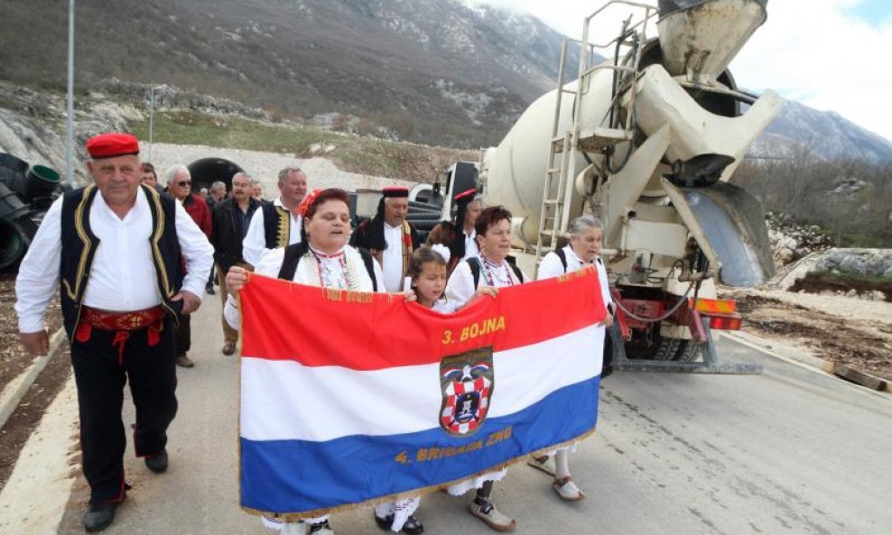 Mještani najavili blokadu tunela Sv. Ilija (7)