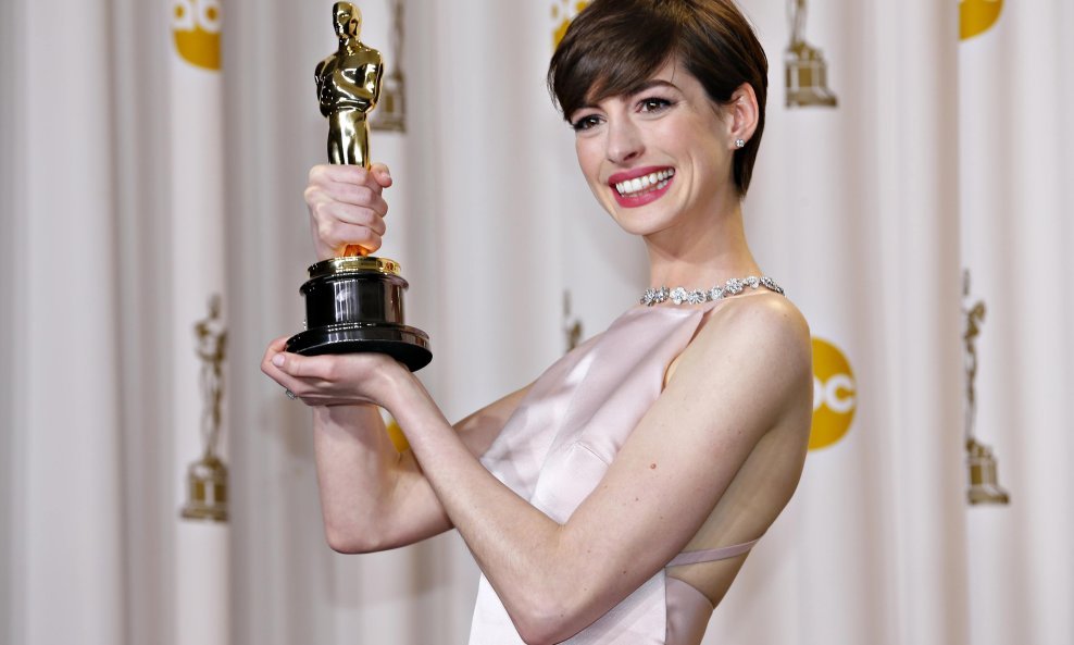 Anne Hathaway 1